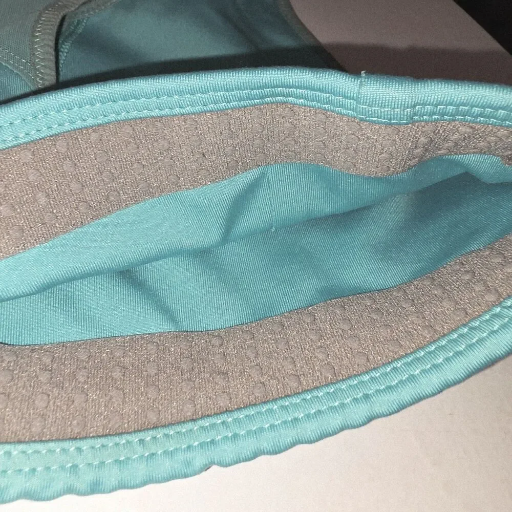 Patagonia SzM Aqua Teal Pullover Running Yoga Athletic Logo Racerback Sports Bra